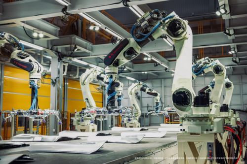 揭秘南京智慧工廠 深藍(lán)S7背后的硬核智造與網(wǎng)絡(luò)技術(shù)服務(wù)